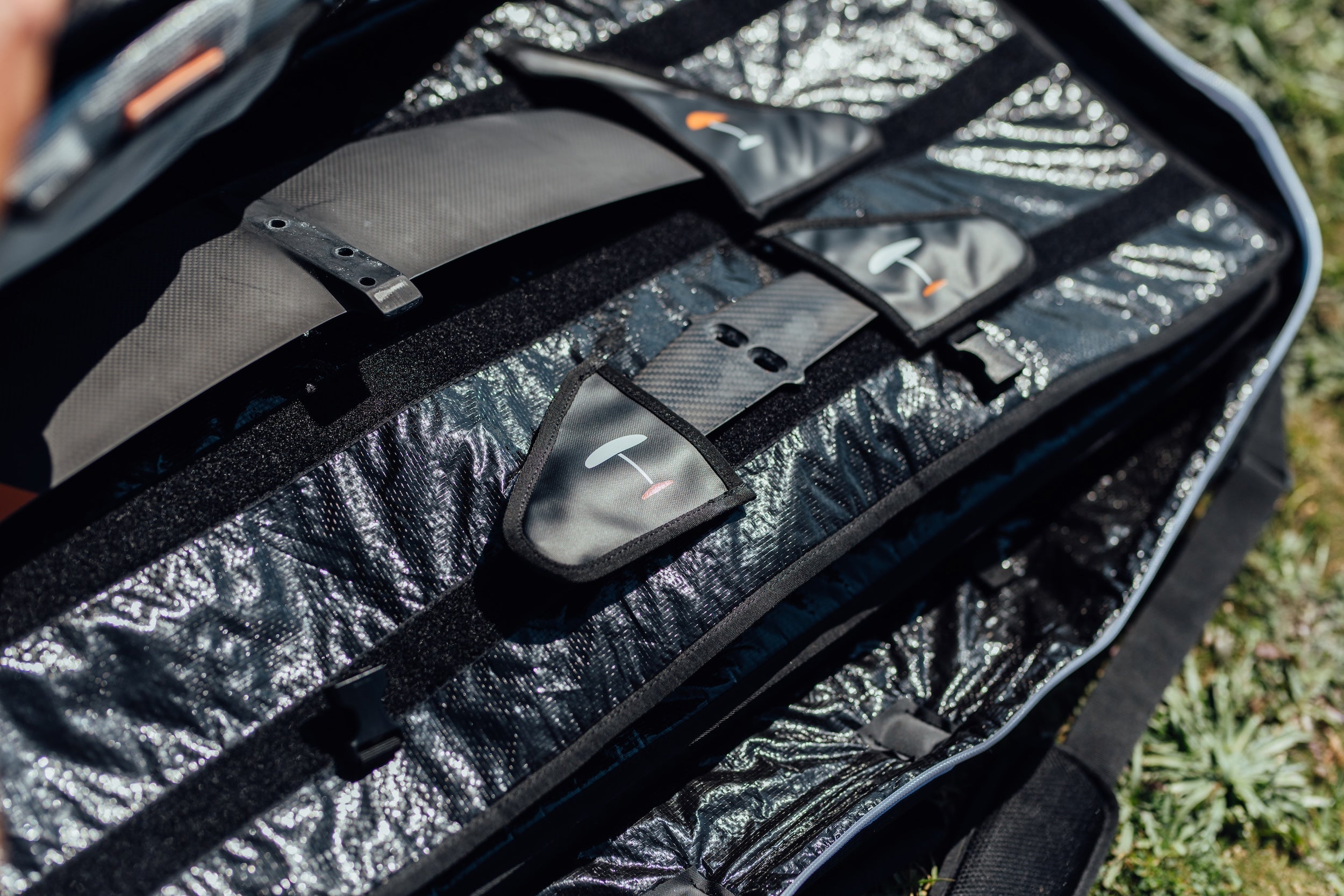 Blackline Hydrofoil Bag 135 x 50 cm Travel bag Unifiber